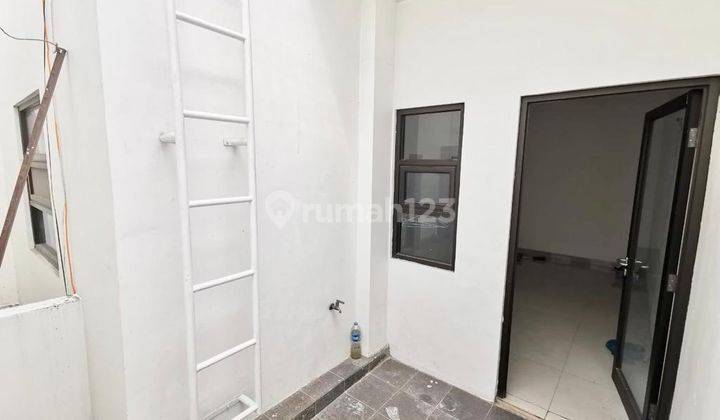  Chandra Rumah Bagus Uk 6x16m di Komplek Kavling Polri  12