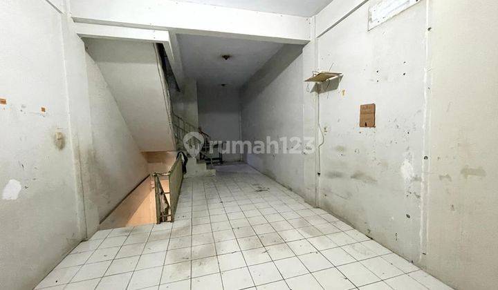 Chandra Rumah Jelambar Uk 4x15m Plong di Komplek Kavling Polri  2