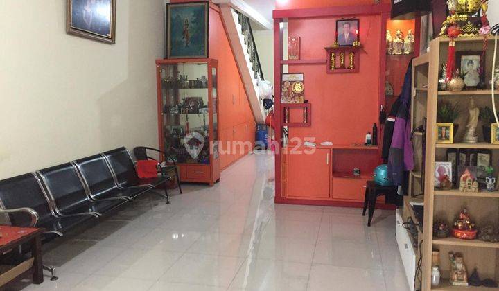 chandra Rumah lokasi bagus uk 4x20m di komplek kavling polri 2