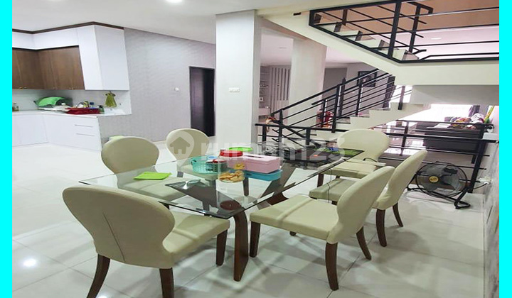 Chandra Rumah Ukuran 7X15m di Tanjung Duren