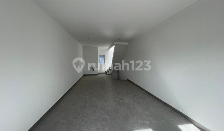 Chandra New Shop House Size 4x16m in Jelambar