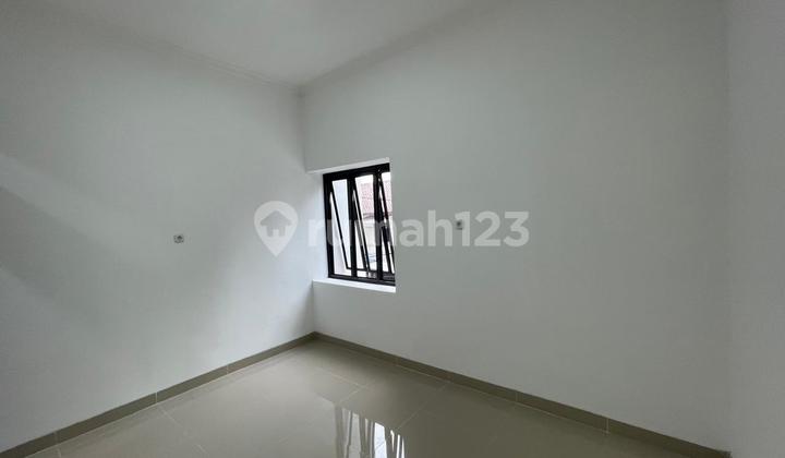 Chandra's new house measuring 4x14m in Tanjung Duren