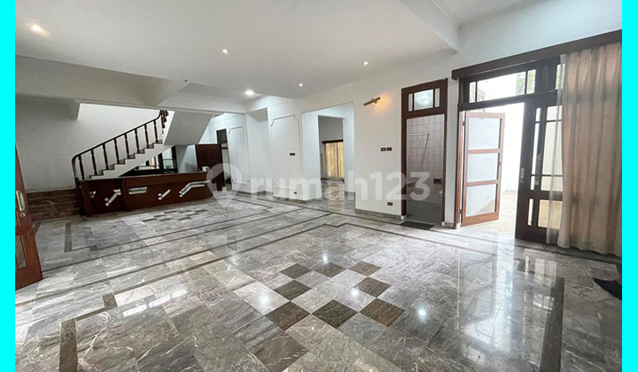 Chandra Disewa rumah ukuran 17.5x25m di komplek kavling polri Chandra Disewa rumah ukuran 17.5x25m di komplek kavling polri