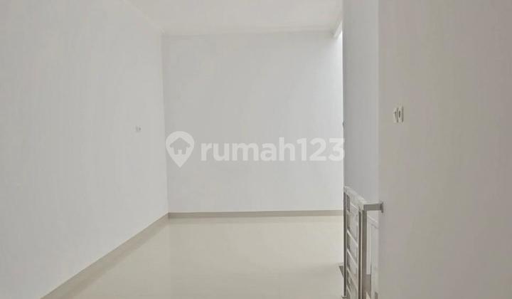 Chandra Rumah Baru Siap Huni 6X13 Lokasi Strategis di Tanjung Duren 2