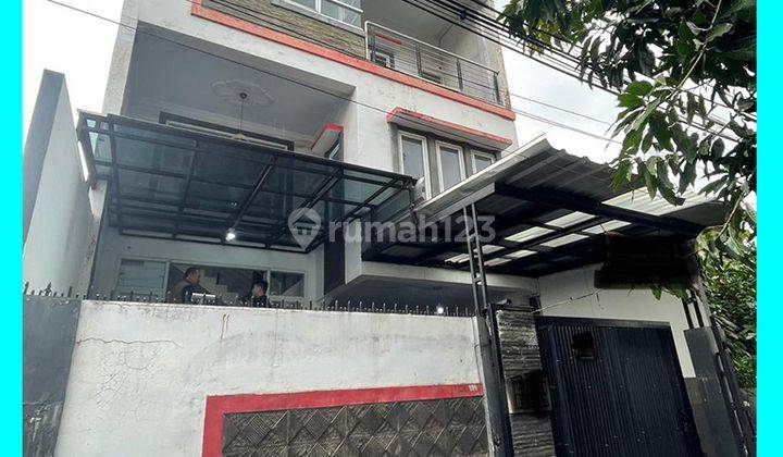 Chandra Rumah Ukuran 7x16m di Komplek Kavling Polri Jelambar 1