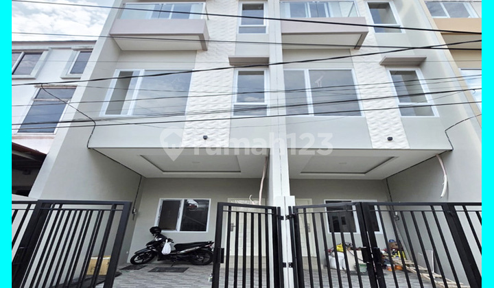 Chandra Rumah Baru di Tomang Jakarta Barat Chandra Rumah Baru di Tomang Jakarta Barat