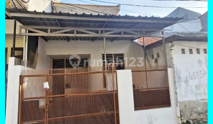 Chandra Rumah Ukuran 6X15m di Duri Kepa