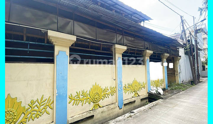 Chandra Rumah Lama Luas Tanah 717M2 di Jelambar