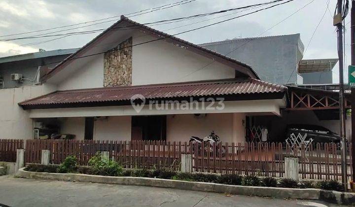 Chandra Rumah Hoek Lt 223m di Komplek Grawisa Tubagus Angke 2