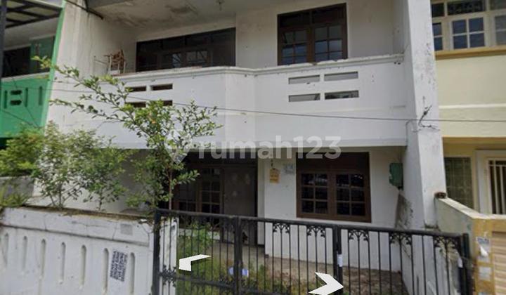 Chandra Rumah Lama Ukuran 7.2X15m di Komplek Kavling Polri 2