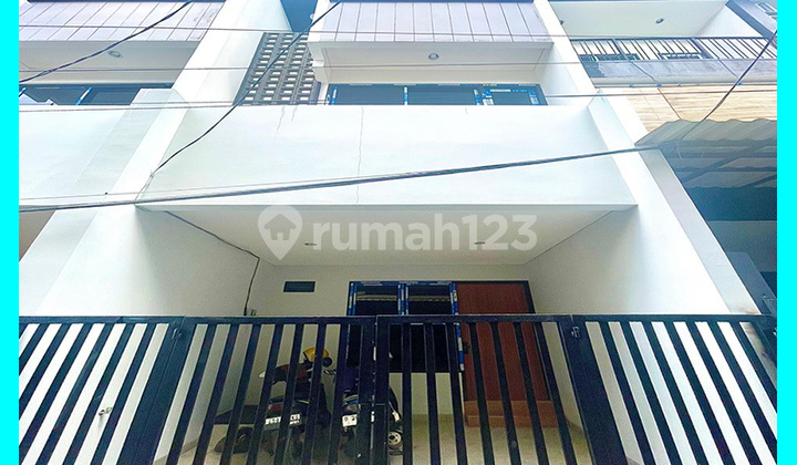 Chandra New 3-Story House Tanjung Duren