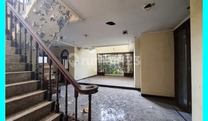 Chandra old house 480m2 land in Taman Gandaria Complex, Kebayoran Lama