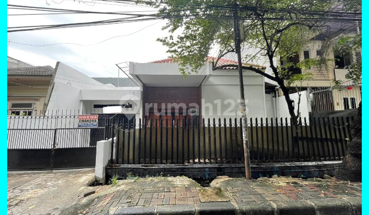 chandra Disewa rumah uk 13x20m di jalan raya komplek kavling polri 1