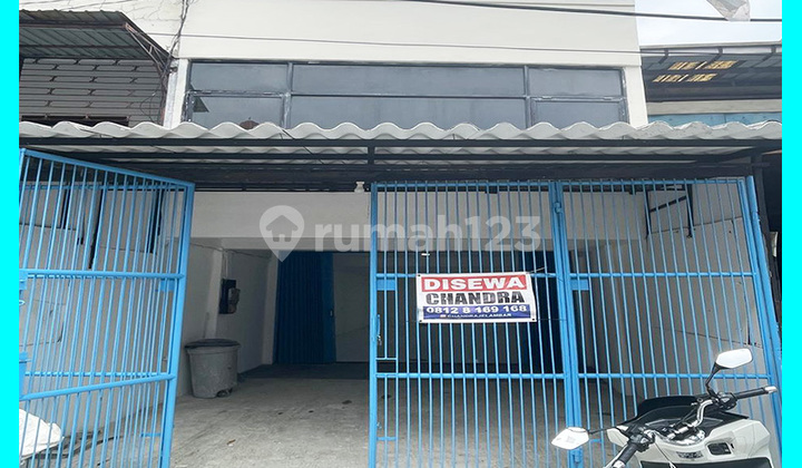 Chandra Disewa ruko ukuran 5x20m di jalan raya jelambar