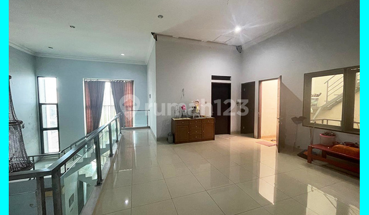 Chandra Rumah uk 13x20m semifurnish di komplek kavling polri 1