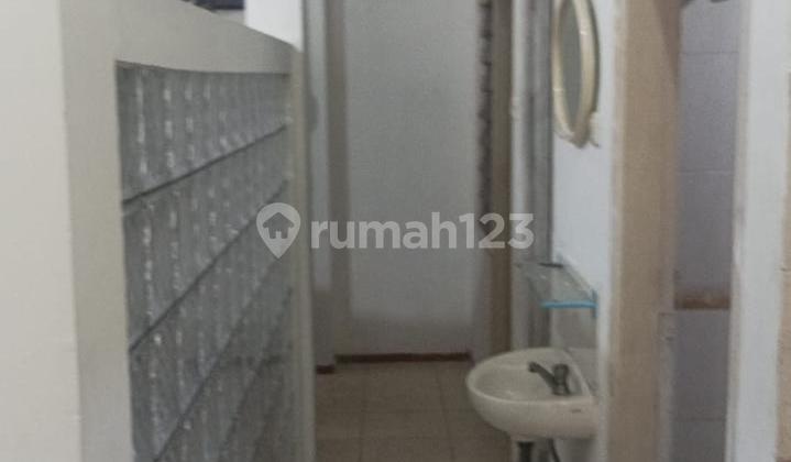 Chandra Rumah Ukuran 6X15m di Duri Kepa