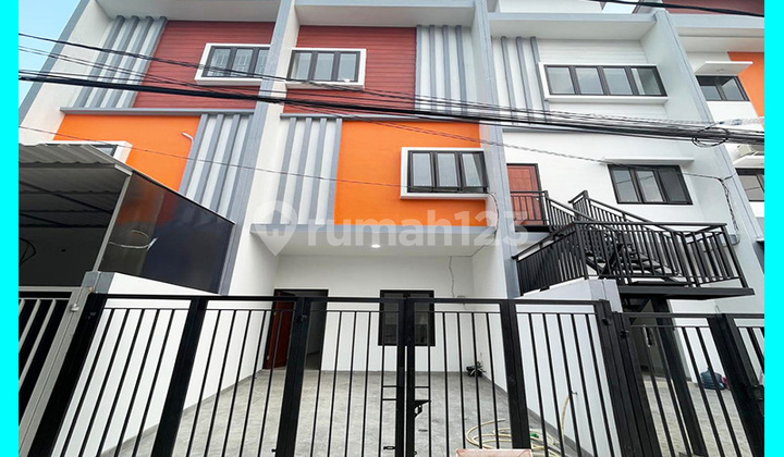 Chandra Rumah baru ukuran 4x14m di tanjung duren 1