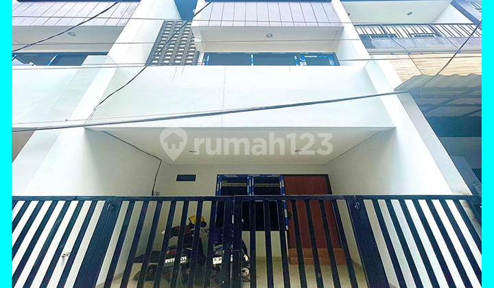 Chandra New House 3 Floors Tanjung Duren West Jakarta Chandra New House 3 Floors Tanjung Duren West Jakarta