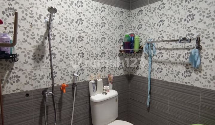 Chandra rumah ukuran 5.7x14m di jelambar 2