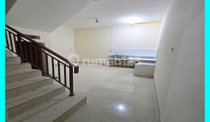 Chandra 4.5x13m rental house in Jelambar. Chandra 4.5x13m rental house in Jelambar.