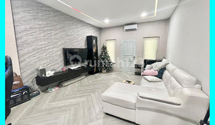 Chandra Rumah semi furnish ukuran 4x20m di jelambar