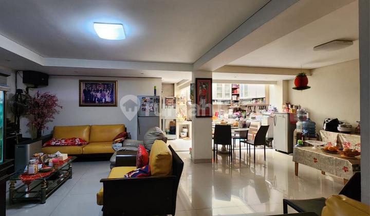 Chandra rumah ukuran 8x20m di jelambar 2