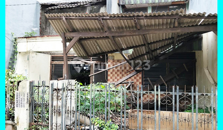 Chandra Rumah Tua Ukuran 7X15m di Komplek Kavling Polri