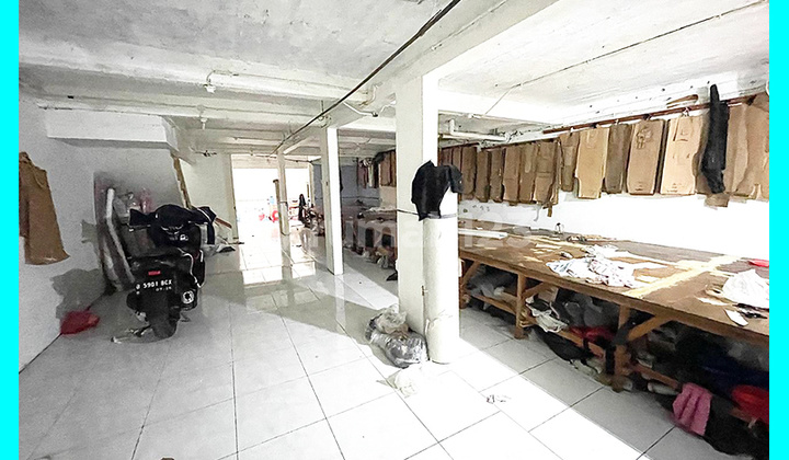 Chandra Gudang Luas Tanah 124M2 di Jelambar Chandra Gudang Luas Tanah 124M2 di Jelambar