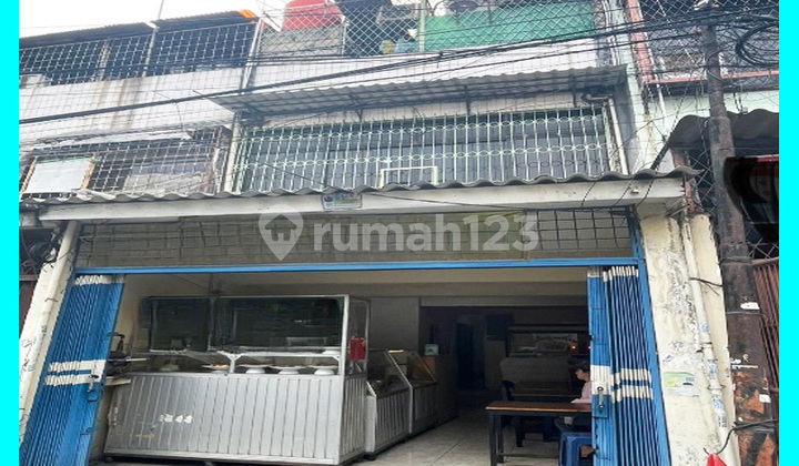 Chandra Rumah ukuran 4.3x12m bisa dagang di jelambar