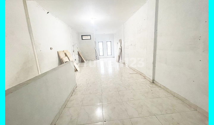 Chandra Disewa Ruko Ukuran 4X15m di Jelambar