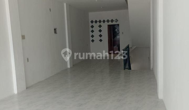 Chandra Shop House Size 4.2X19m Facing East in Jelambar 2