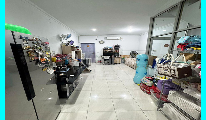 Chandra Rumah ukuran 4x16m jalan lebar di jelambar