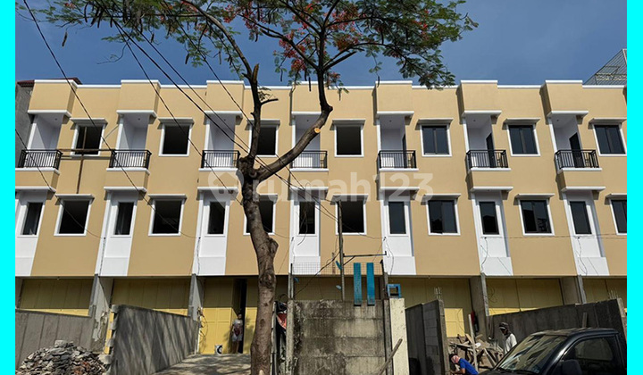 Chandra Ruko baru uk 4x31m jalan 3 mobil di jelambar Chandra Ruko baru uk 4x31m jalan 3 mobil di jelambar