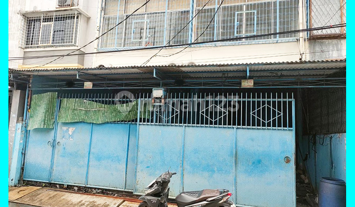 Chandra Disewa Ruko Gandeng Ukuran 8X20m di Jelambar