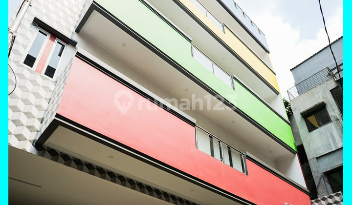 Chandra Kost mewah 42 kamar ukuran 15x18m di petojo jakarta pusat