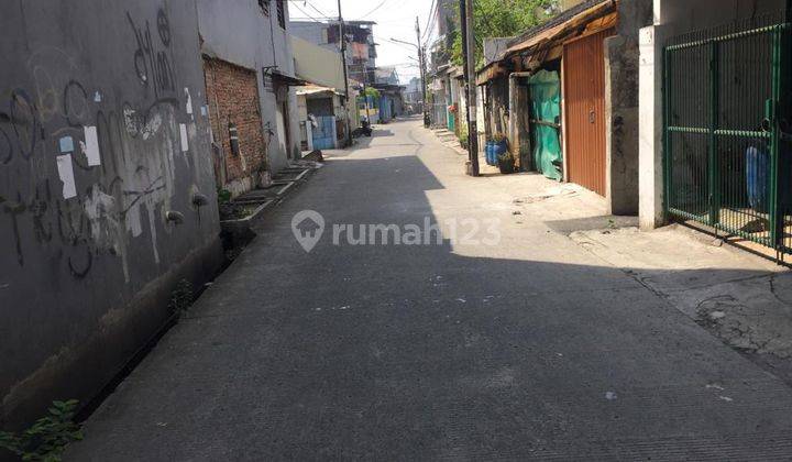 Chandra Disewakan Rumah Jalan 2 Mobil di Jelambar 2