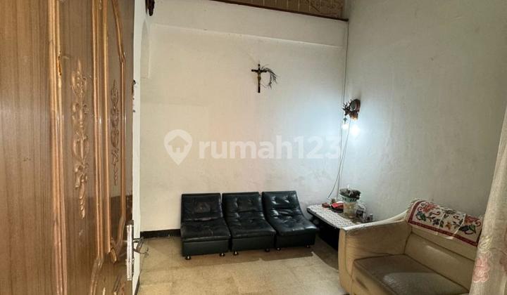 Chandra rumah ukuran 6x13m di tanjung duren 2