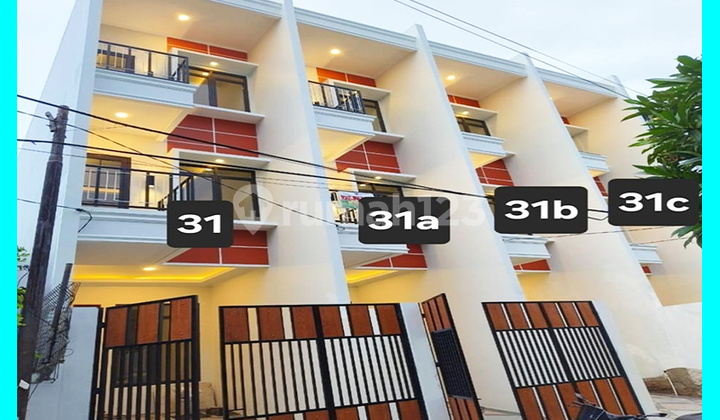 Chandra Rumah Ukuran 3X16m di Komplek Taman Ratu Kebun Jeruk