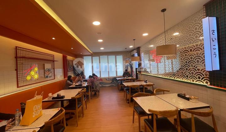 Chandra shop house, strategic location, 159m2 area on Green Garden main road. 2