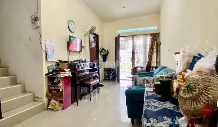 Rumah 2 Lantai di New Royal Residence, Depok 1