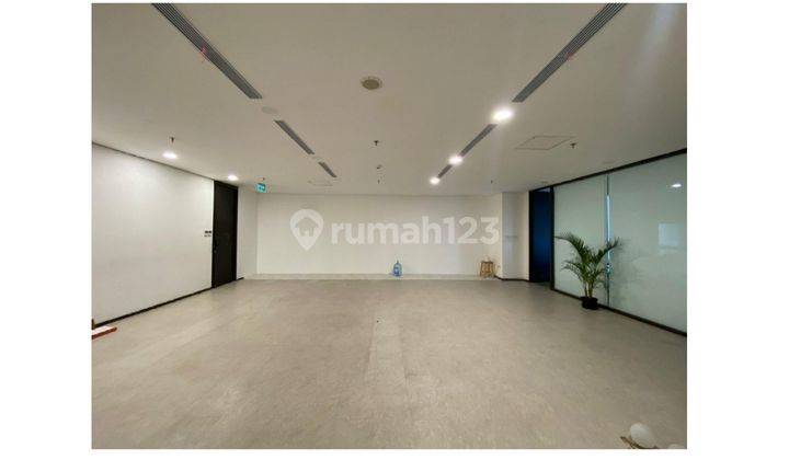Rent Di Scbd 143.0 M² Semi Furnished 1