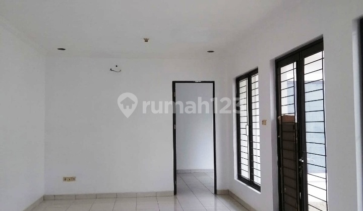 House Land area 210 Legend of Wisata Cibubur 2