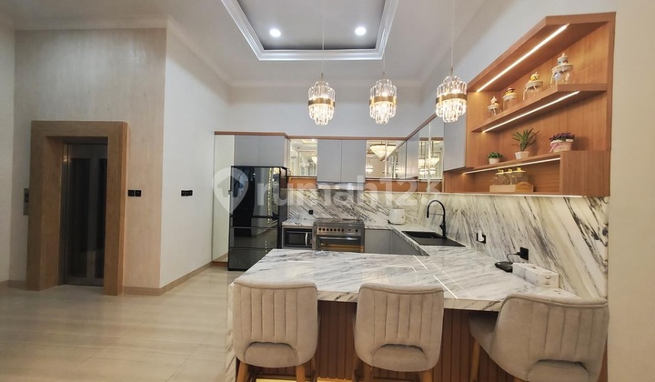 Rumah Mewah Seperti Hotel Bintang Lima Citra Gran Cibubur Rumah Mewah Seperti Hotel Bintang Lima Citra Gran Cibubur