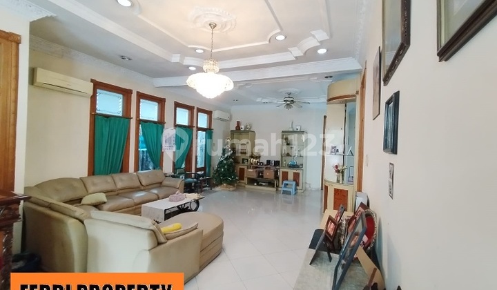 Ready-to-Use House on Jl. Raya Otista, East Jakarta 2