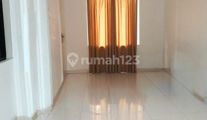 Rumah 2 Lantai Kota Wisata Cibubur 2