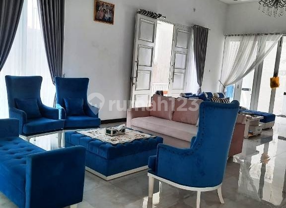 Rumah Boulevard Furnished Ada Kolam Renang Citra Gran Cibubur
