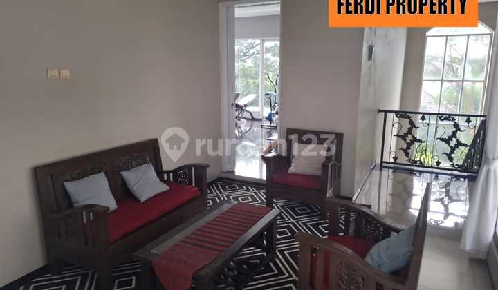 Rumah Ada Kolam Renang Bukit Golf Cibubur 2