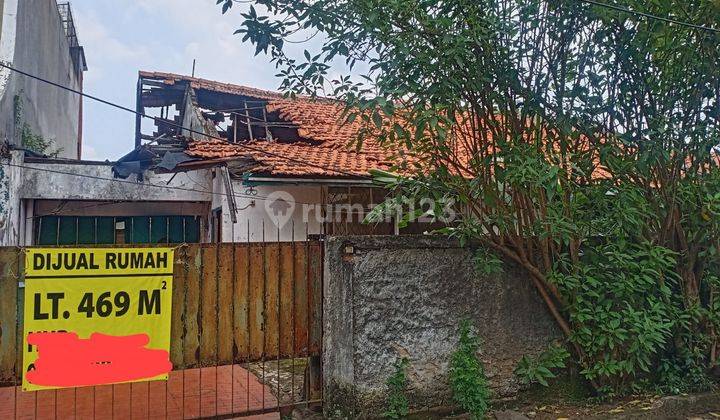 Di jual rumah tua hitung tanah di Jln pancoran Jakarta selatan 1