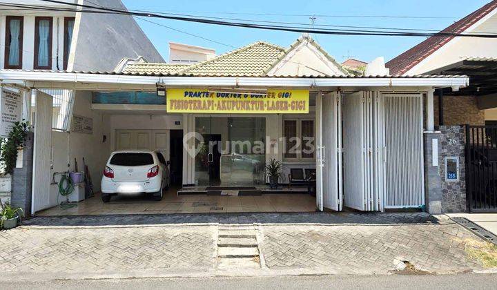 Rumah di Pucang Anom Timur Surabaya Timur, 2 Lantai, Row Jalan depan lebar, Cocok untuk usaha/Kantor/Klinik..!!! 1