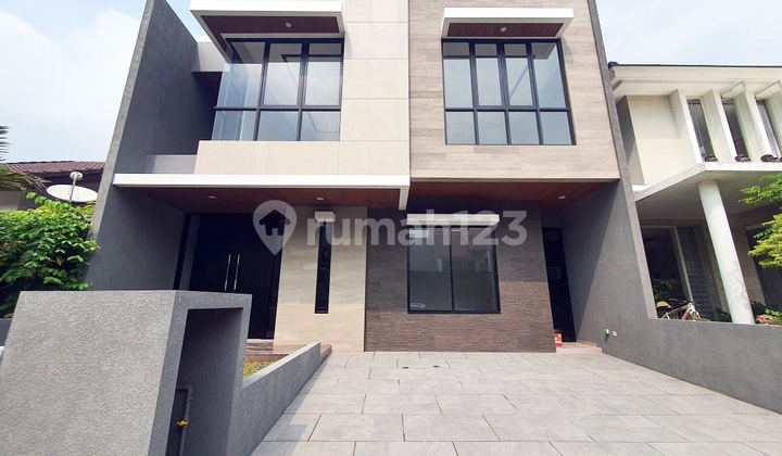 Rumah Baru Gress di Citraland Woodland Surabaya Barat, Minimalis, 2 Lantai, Hadap Utara Rumah Baru Gress di Citraland Woodland Surabaya Barat, Minimalis, 2 Lantai, Hadap Utara